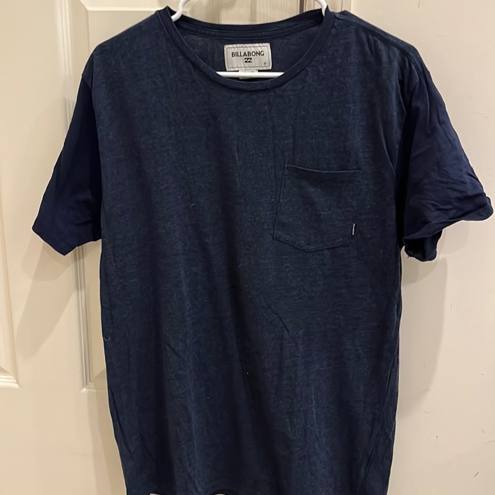 Billabong blue short sleeve t-shirt. Size medium